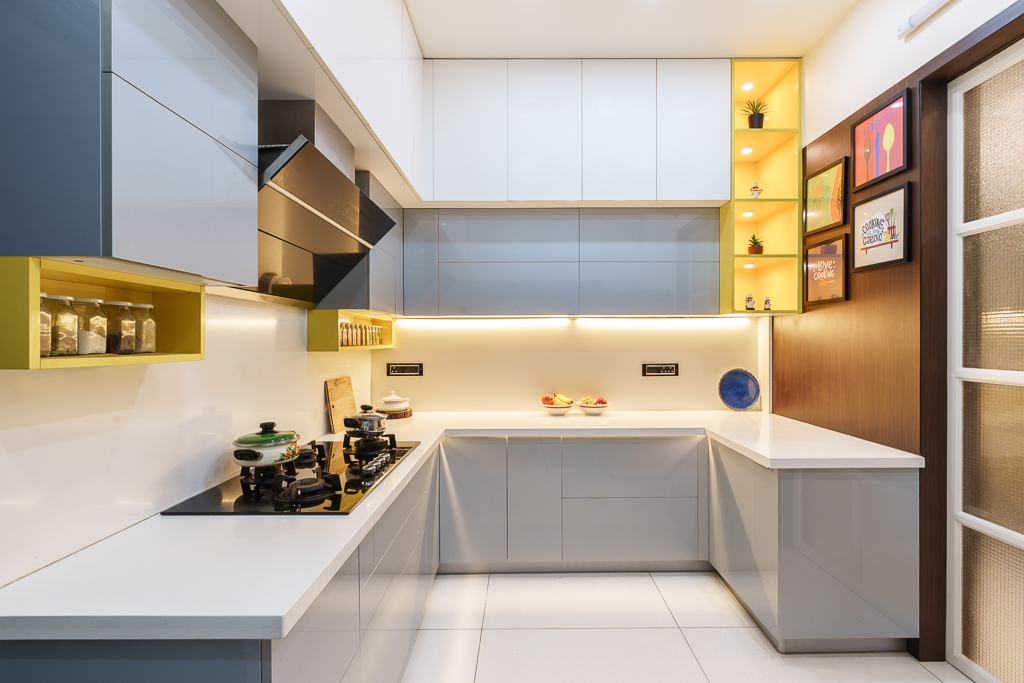 MODULAR KITCHEN